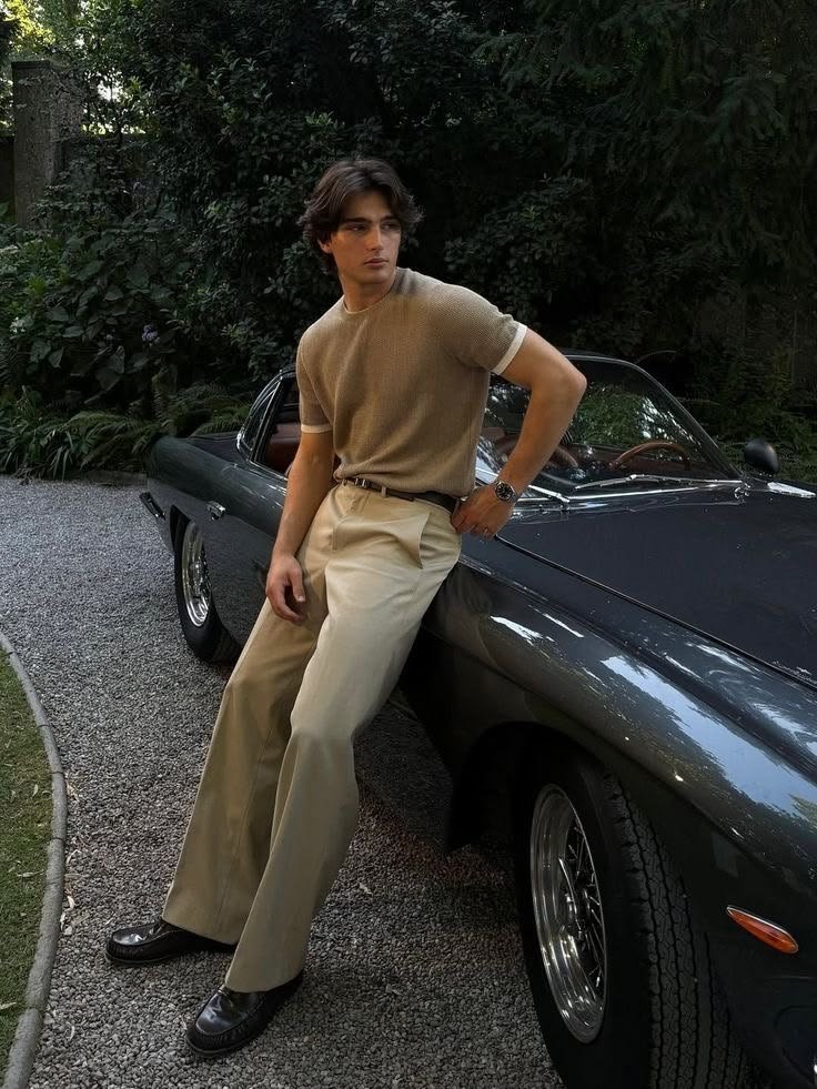 look élégant intemporel homme couleurs neutres